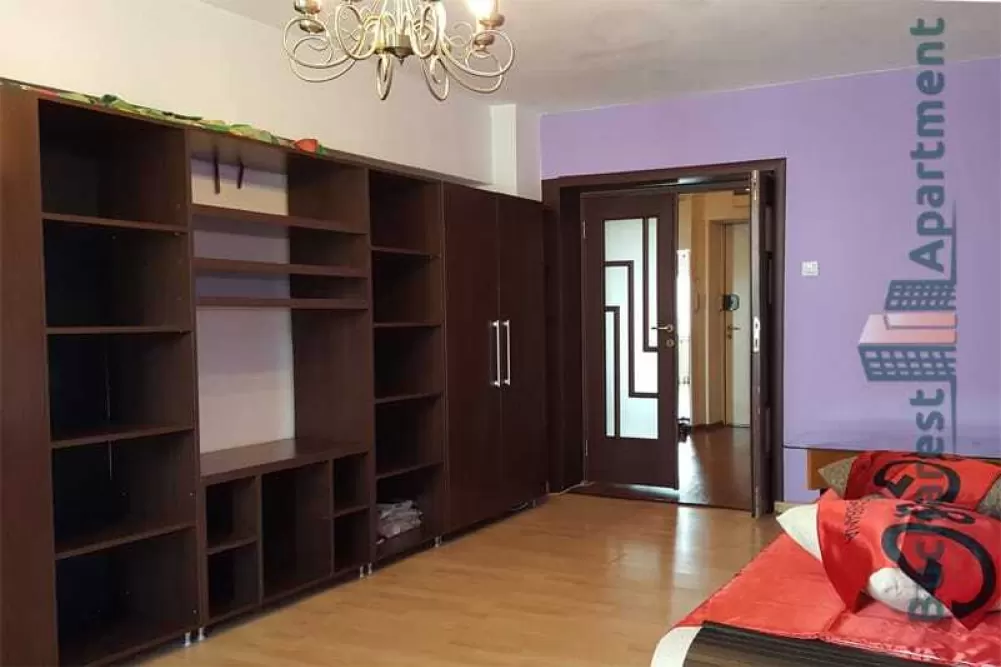 Unirii Boulevard Two Rooms for Rent 1