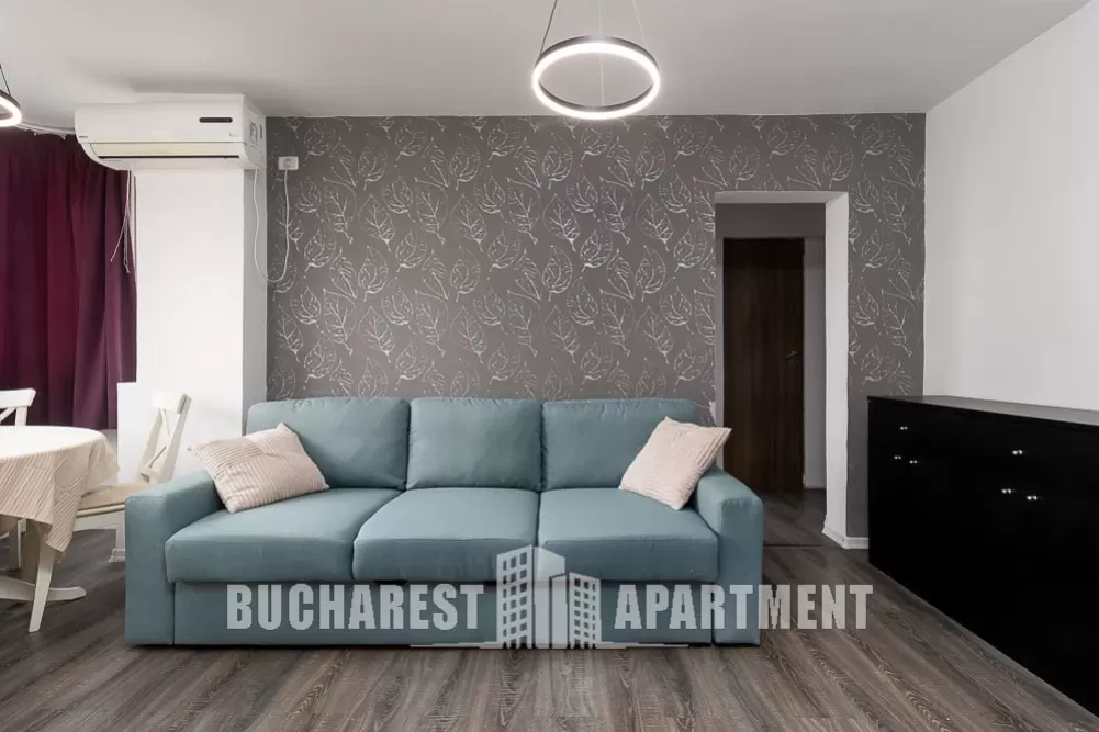 3 Rooms Flat next to Park and Subway 1