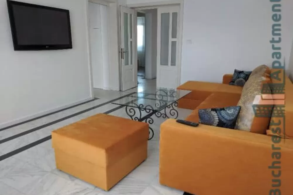 4 Rooms Unirii Boulevard 1
