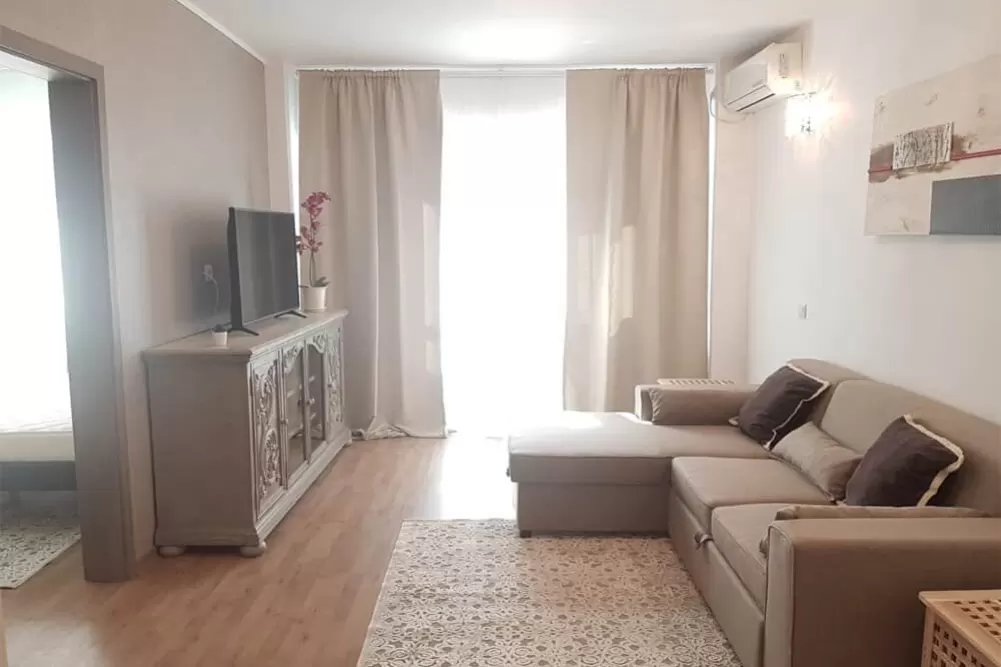 P-ta Victoriei 2 Camere Iancu de Hunedoara 1