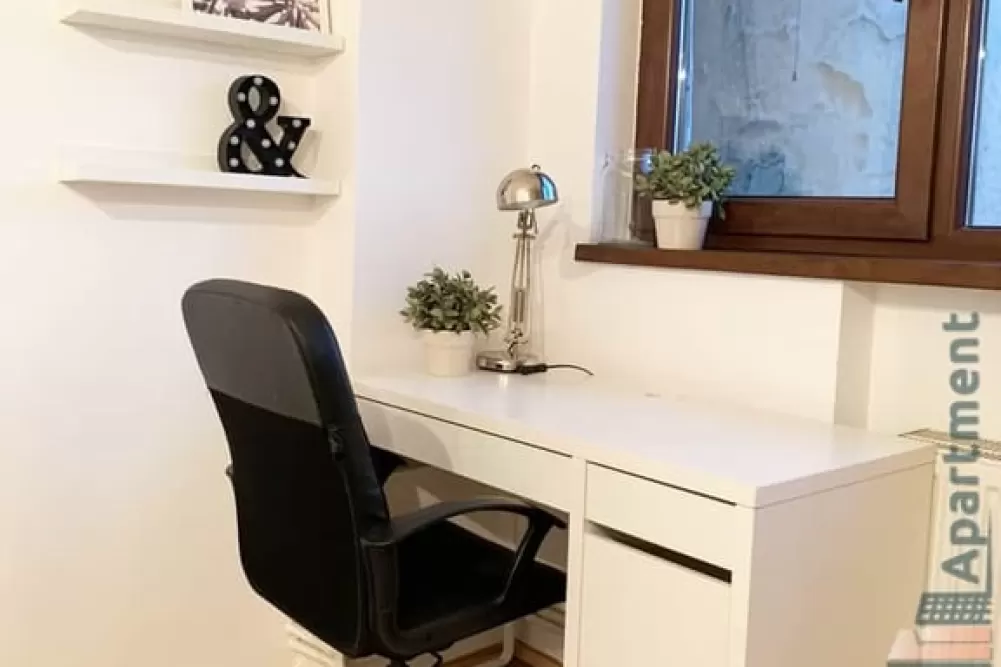 Two Rooms Unirii Area Apartment for Rent 4
