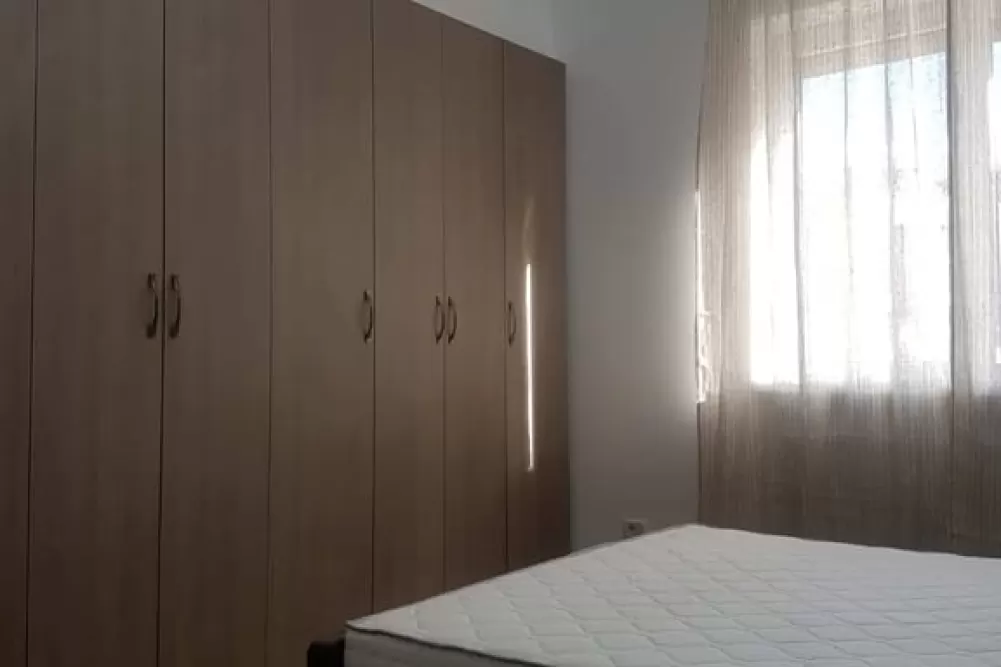 Apartament de 3 Camere Universitate 8