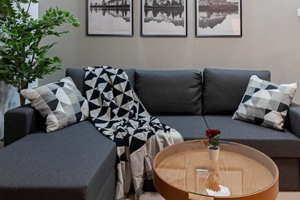 Modern 2 Rooms Apartment 2