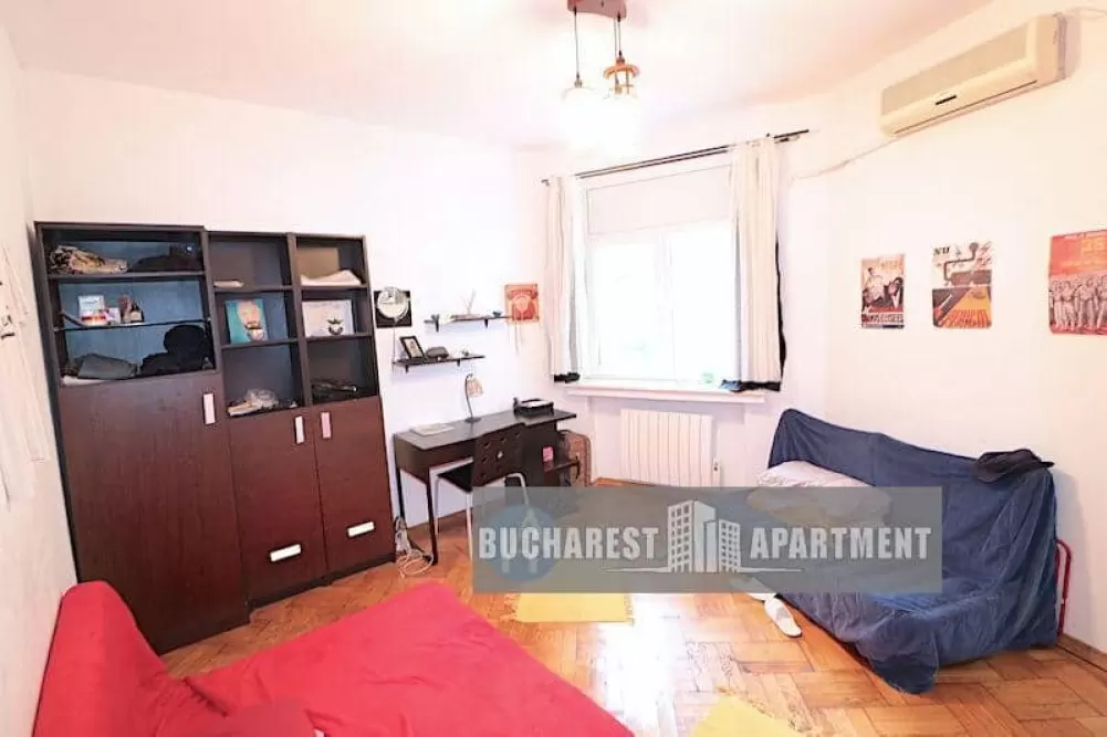 Small Studio For Rent Brezoianu Street 1
