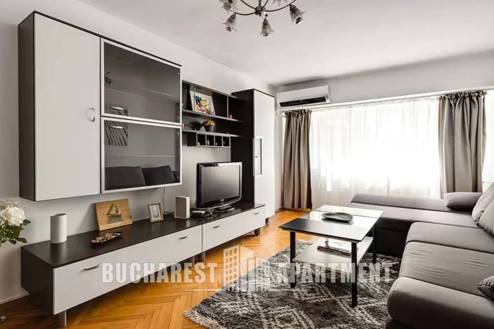 2 Rooms Unirii Boulevard 1