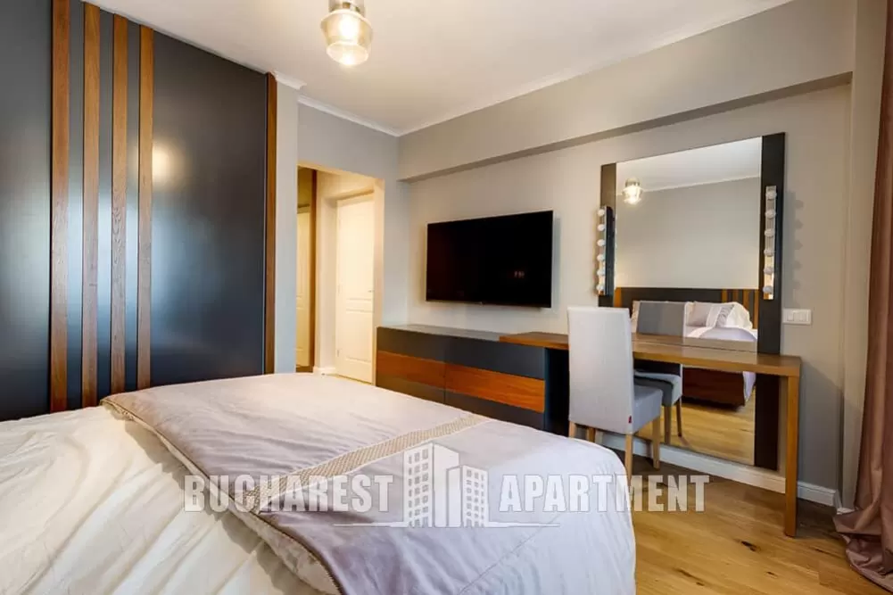 Unirii Boulevard Designer Apartment 3