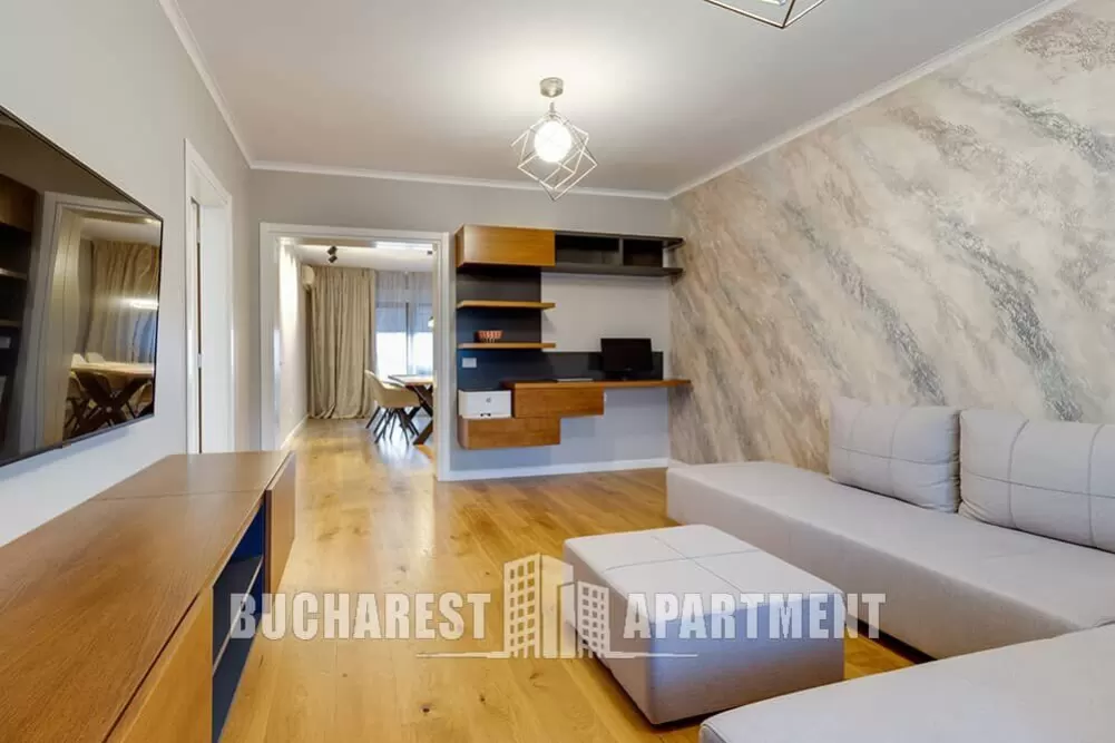 Unirii Boulevard Designer Apartment 6