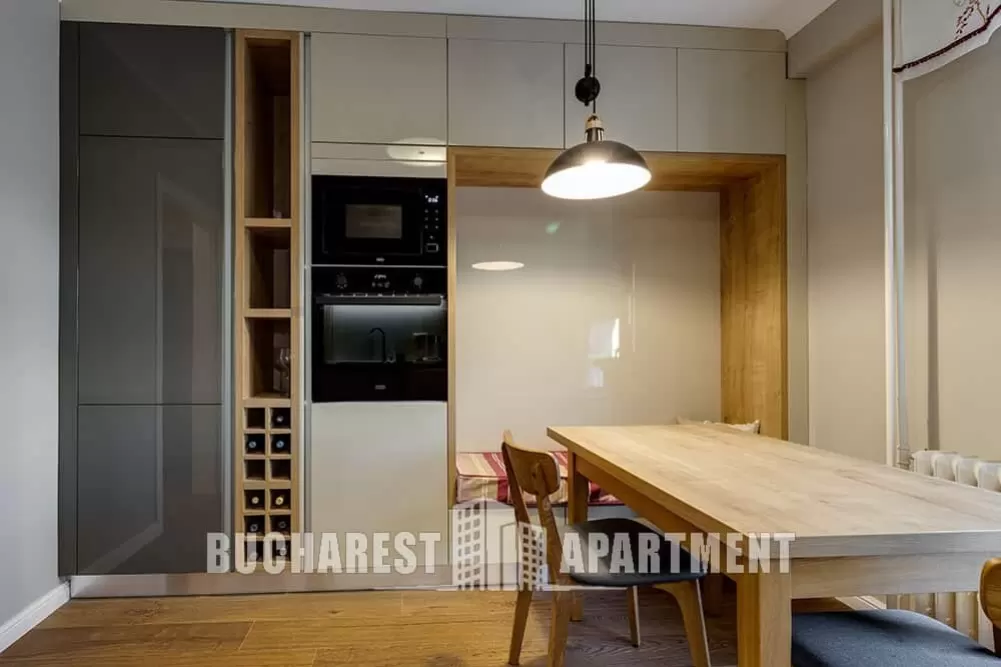 Unirii Boulevard Designer Apartment 14