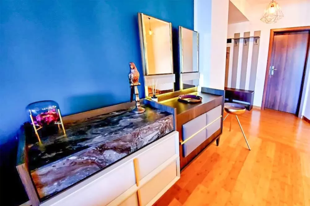 Lake View Apartment for Rent 3