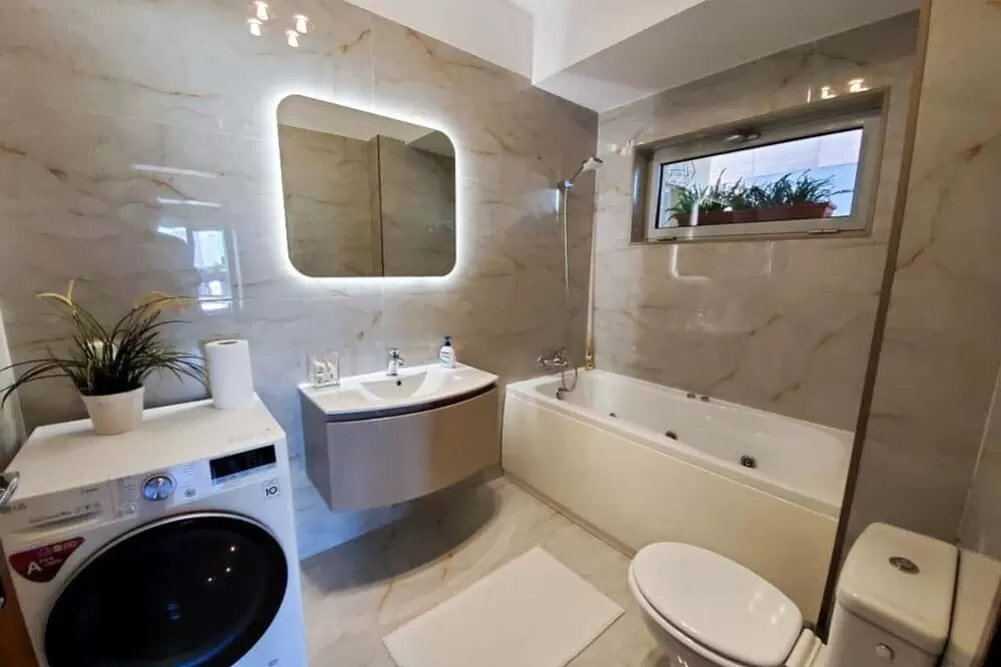 Lake View Apartment for Rent 5