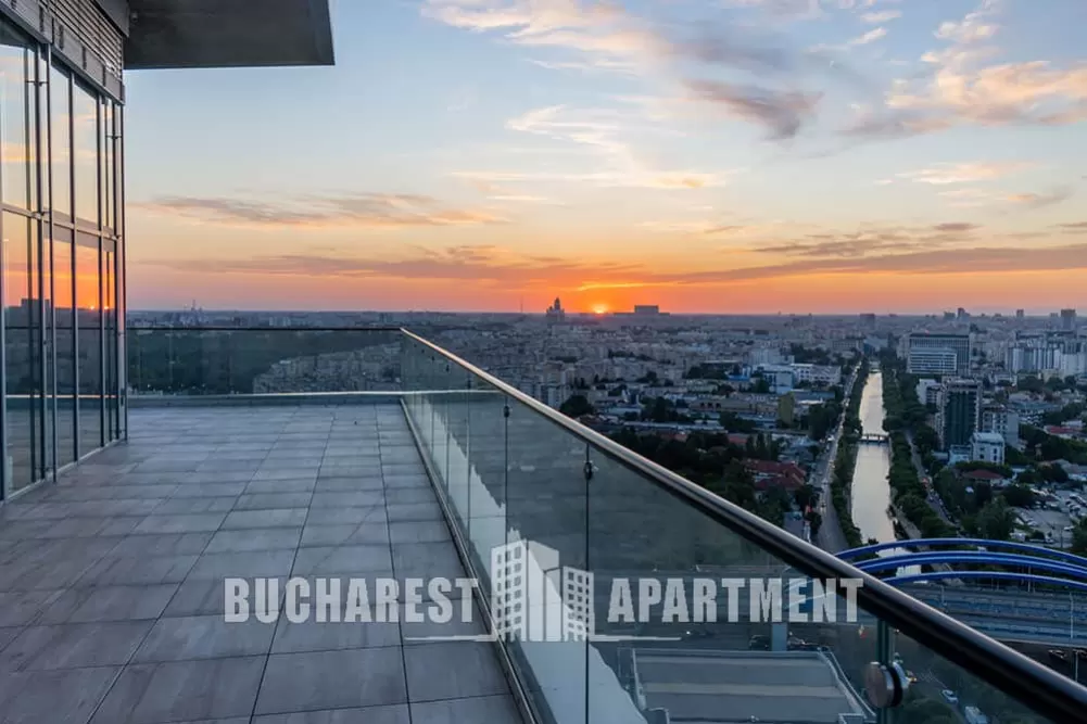 Unique Penthouse With an Amazing View 1