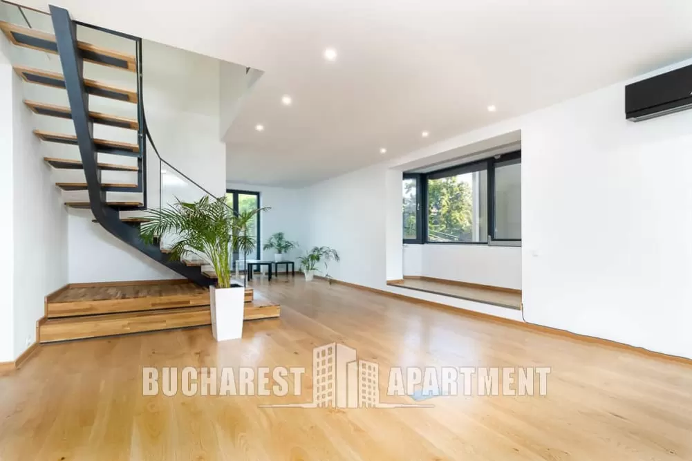 Contemporary Duplex Apartment With Spacious Living Room 1
