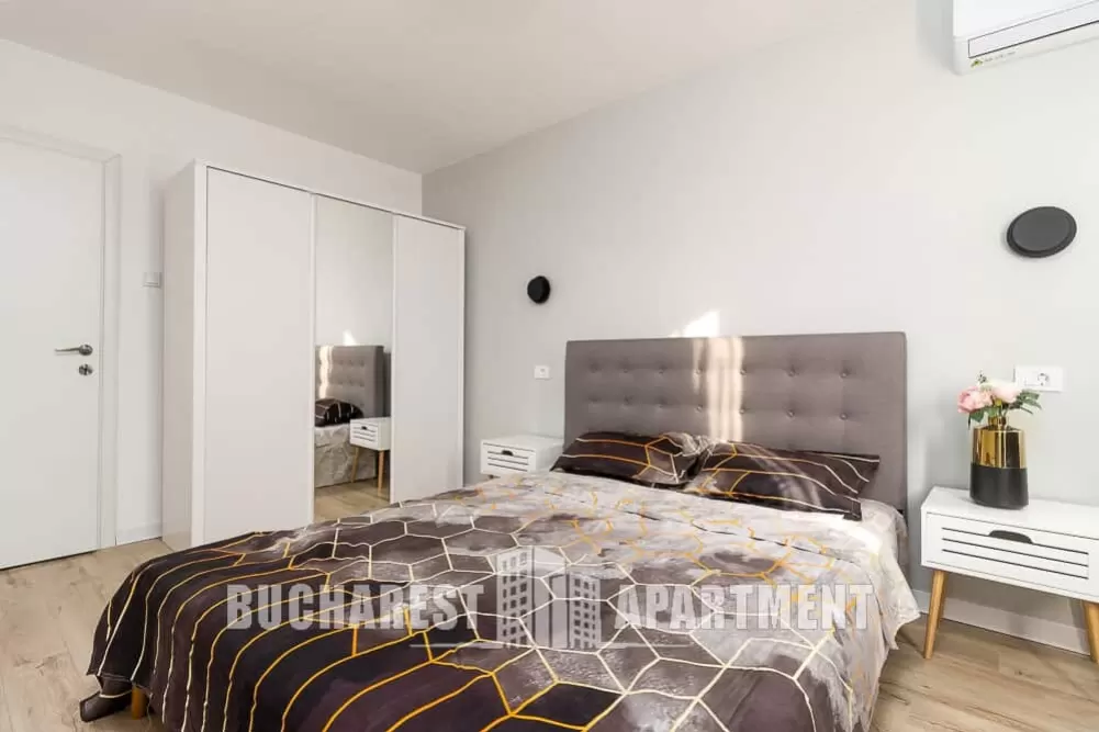 3 Rooms Renovated Apartment for Rent 4