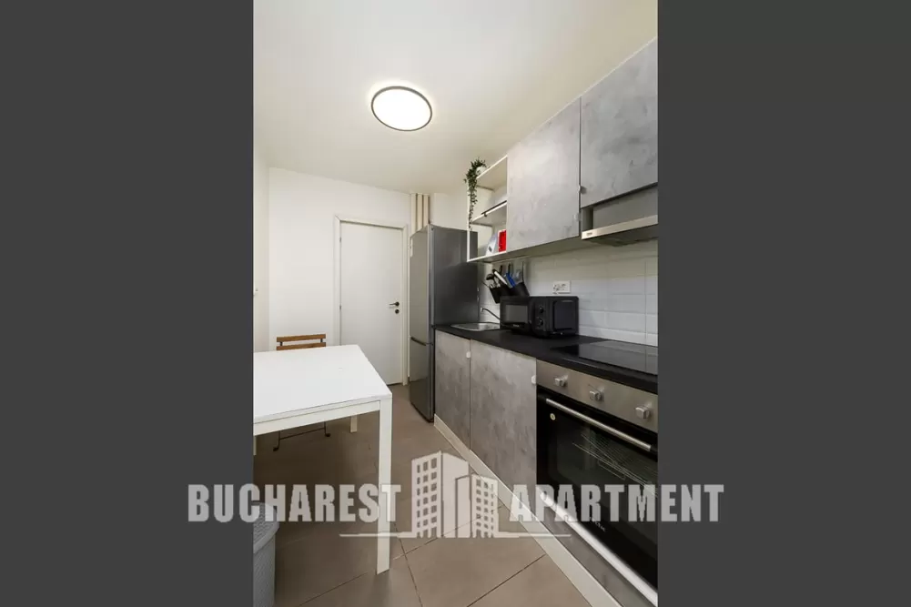 3 Rooms Renovated Apartment for Rent 8