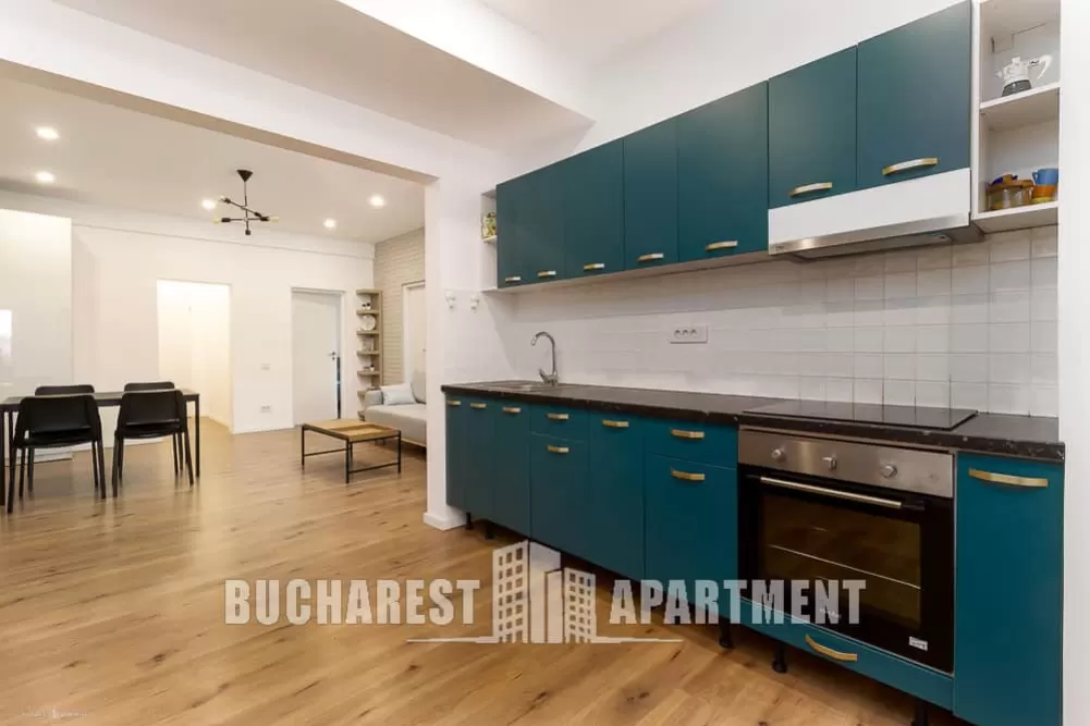 5 Rooms Apartment For Rent Unirii 3