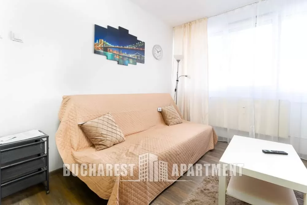 3 Rooms Stefan cel Mare Apartment 1