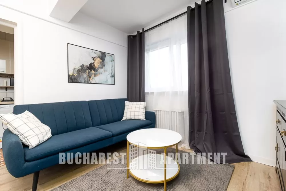 3 Rooms Apartment Kogalniceanu 2