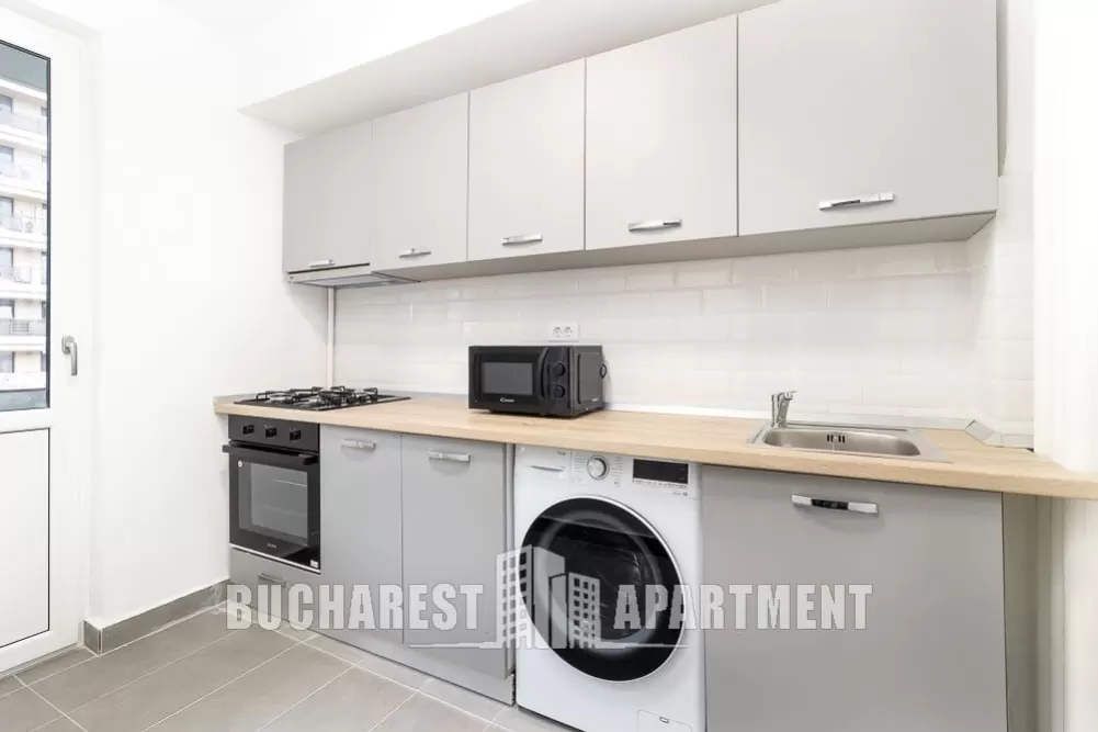 Renovated 3 Rooms Apartment close to Metro 8