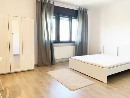 Piata Romana 4 Rooms for Sale