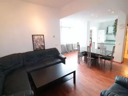 3 Rooms for Sale University Area