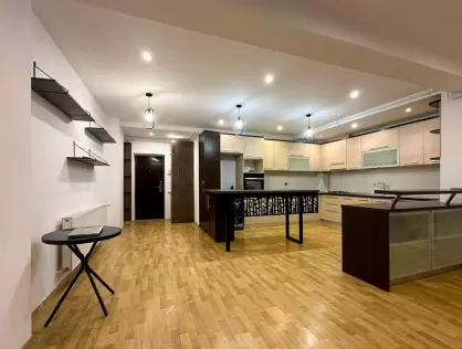 4 Zimmer Pipera Apartment mit 2 Balkonen